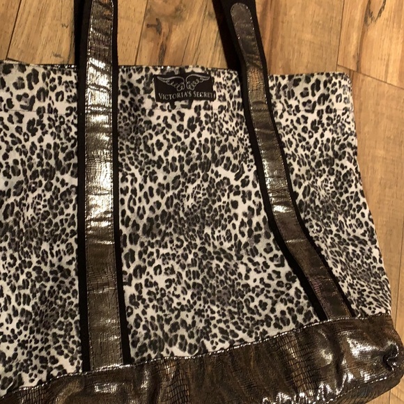 Victoria Secret Leopard print canvas tote - Picture 3 of 10
